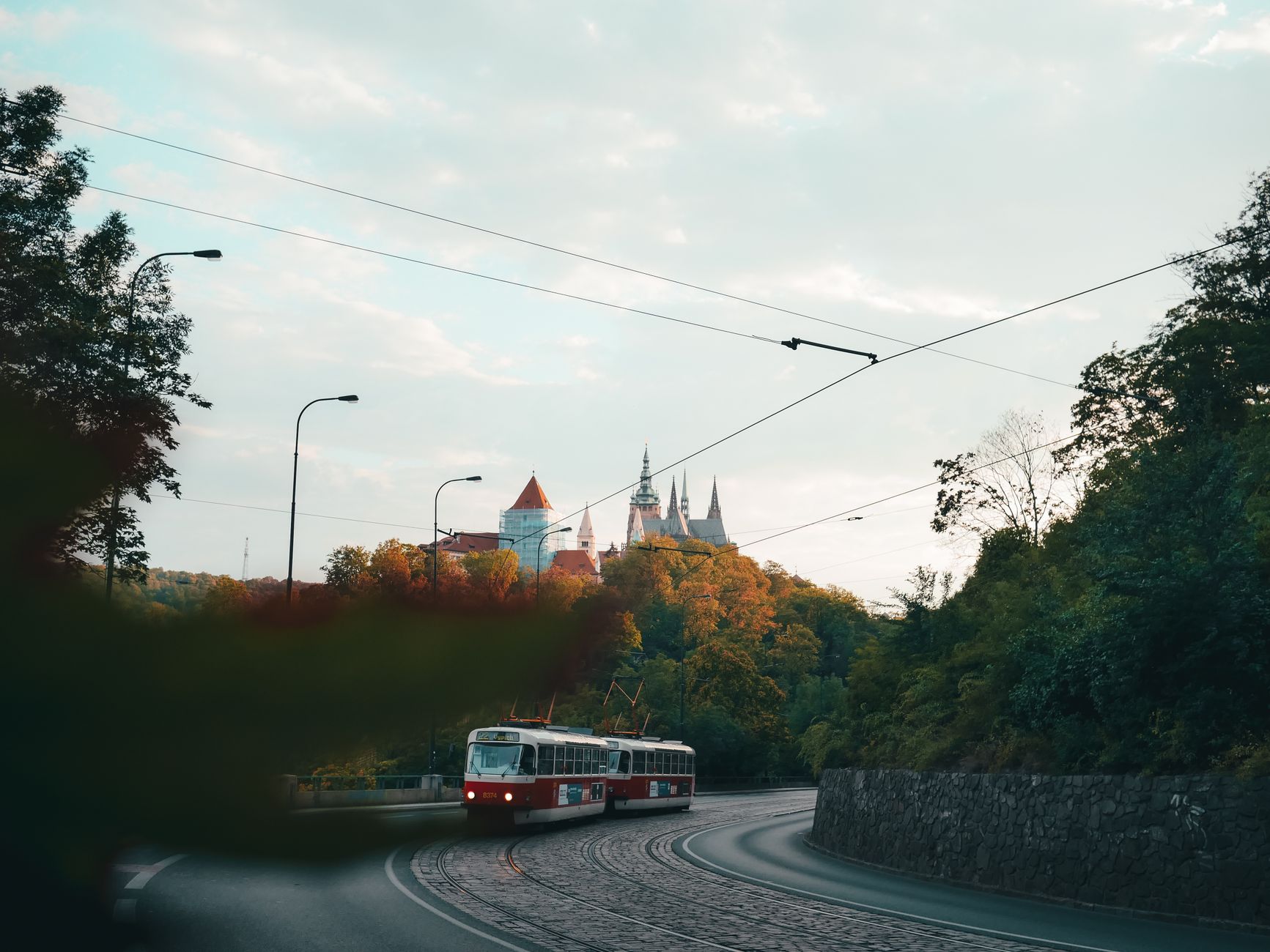 Ebbelwei-Express Frankfurt: Apfelwein-Tour in der Straßenbahn