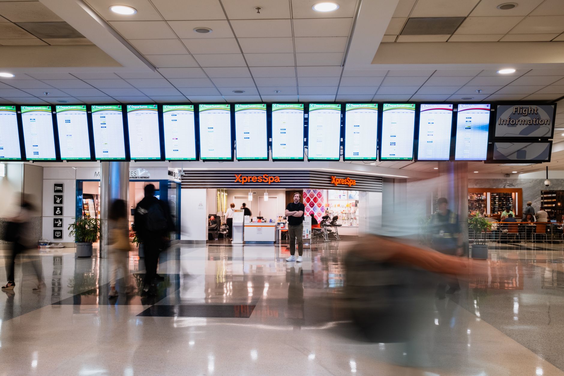 Nach Frankfurt fliegen: Welcher Flughafen lohnt sich wirklich?