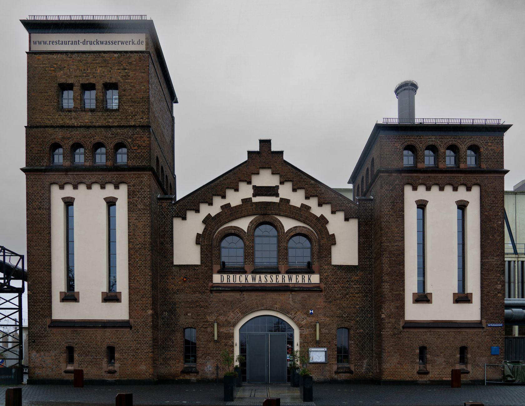 Sachsenhausen: Äppelwoi, Grüne Soße & Museen