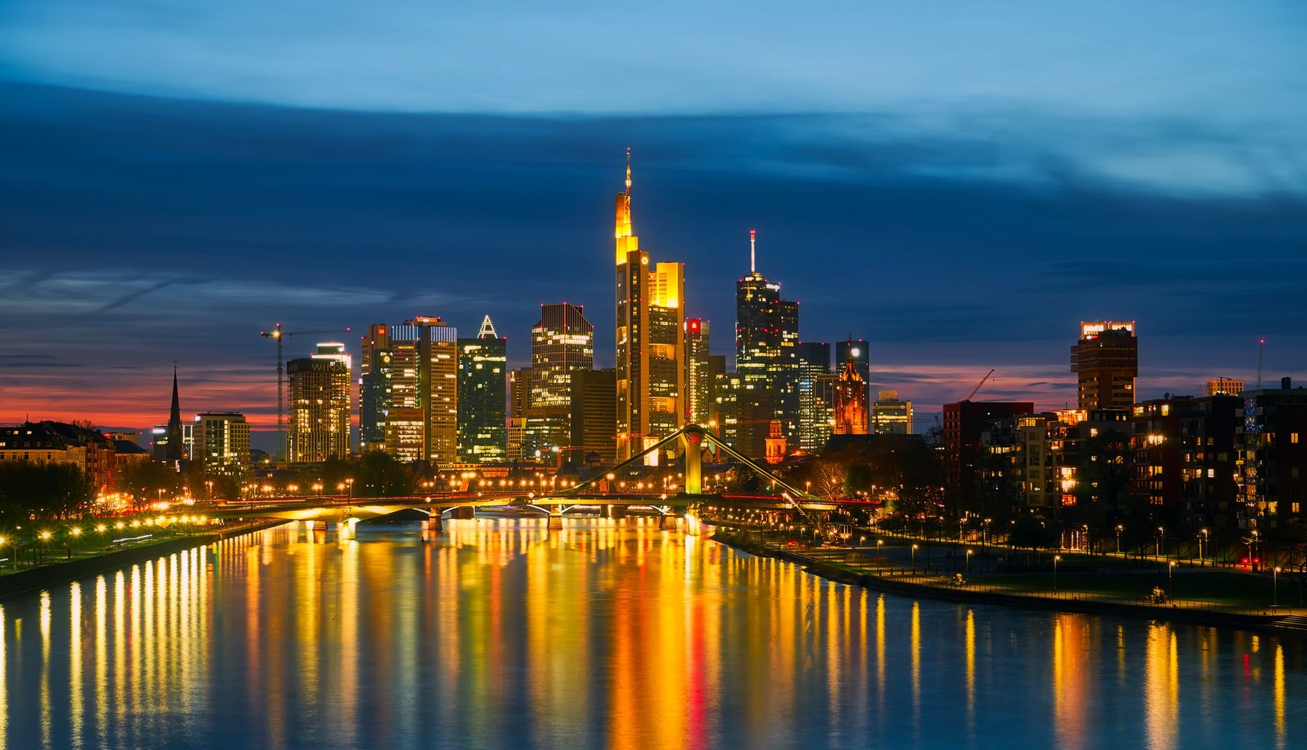 Was kann man abends in Frankfurt machen? Die besten Ideen